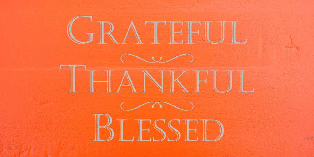 Beautifully designed grateful living wall decals to help you live gratefully this holiday and all year! 